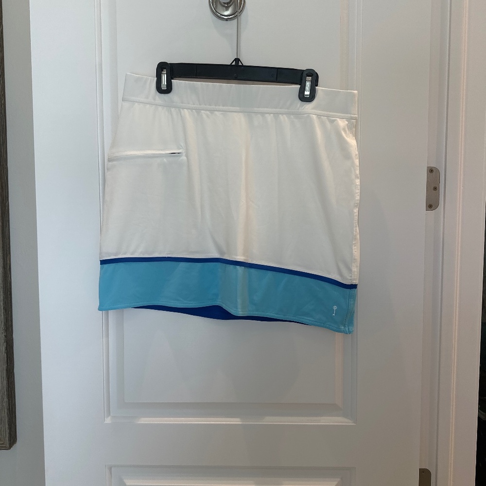 Belyn Key skort